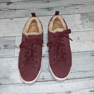 Under Armour Sportswear Capeside low shearling sneakers- women’s size 9.5